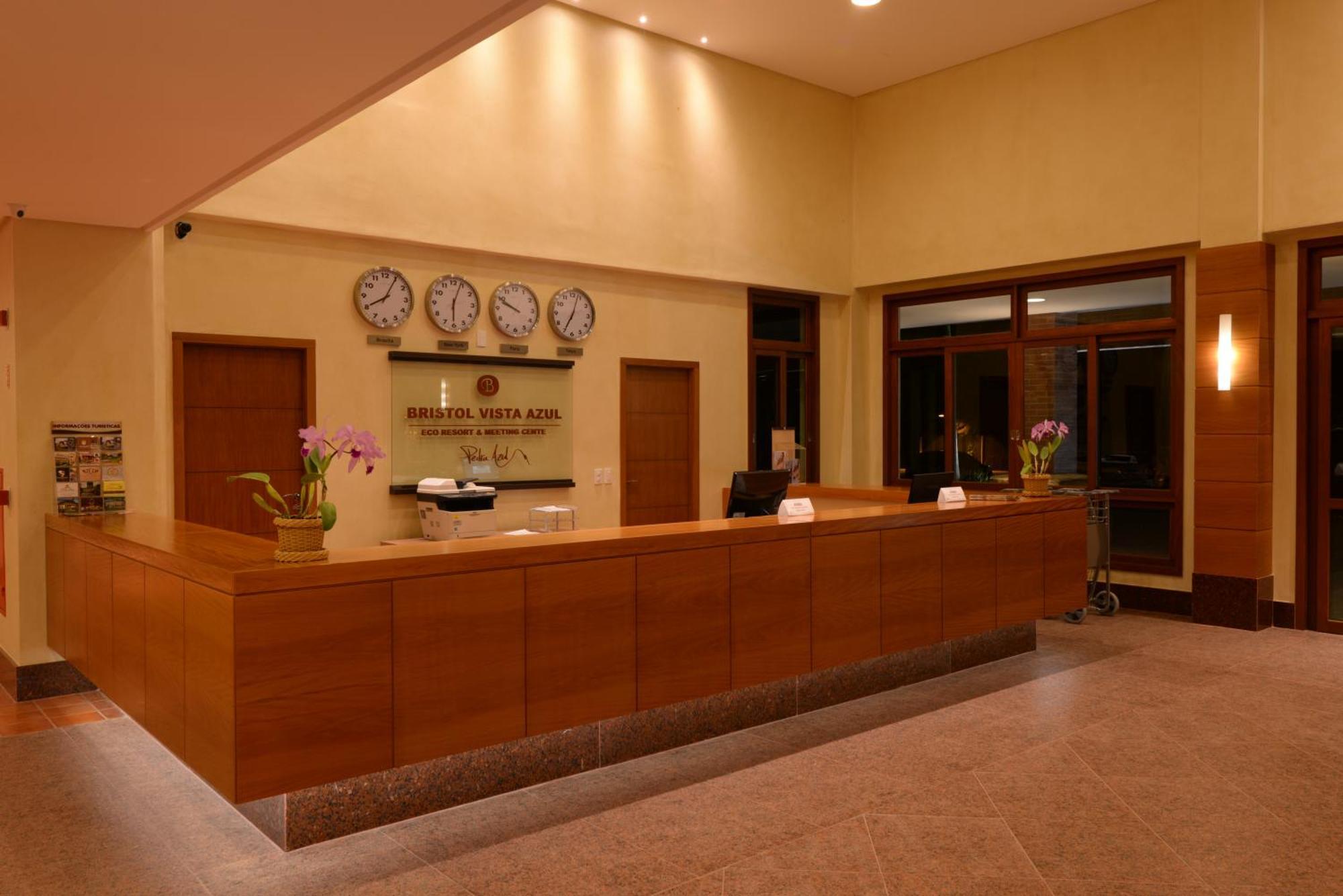 Vista Azul Apart Hotel - Vista Pinheiros بيدرا أزول المظهر الخارجي الصورة