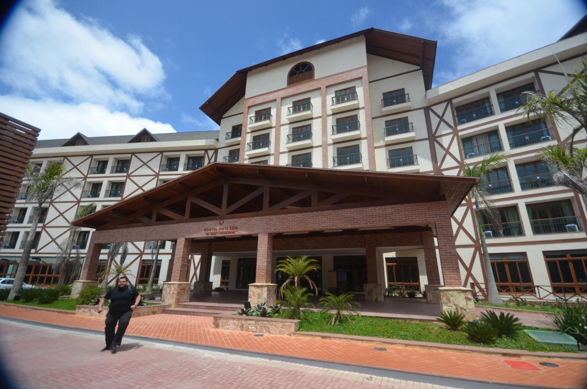 Vista Azul Apart Hotel - Vista Pinheiros بيدرا أزول المظهر الخارجي الصورة